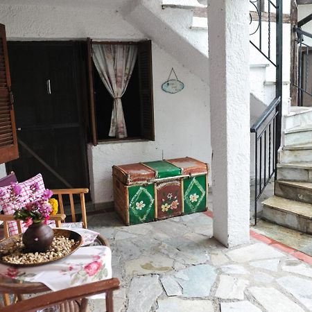 Guesthouse Xenios Zeus Stavroúpolis Dış mekan fotoğraf