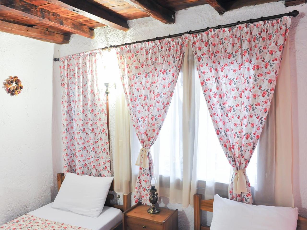 Guesthouse Xenios Zeus Stavroúpolis Dış mekan fotoğraf